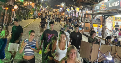O presidente da Argentina, o boom de turistas nas praias de Santa Catarina e o impacto econômico em Imbituba
