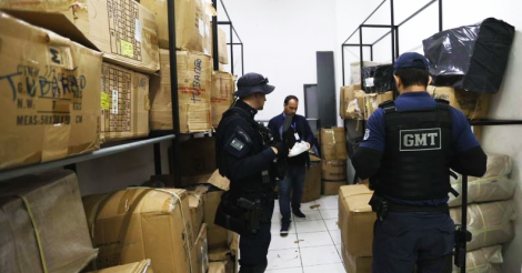 Operação apreende mais de mil produtos falsificados em loja