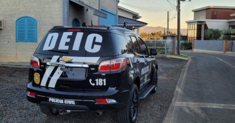 Operação investiga suspeitas de fraude em licitações e cumpre mandados na região