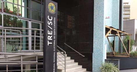 Pela primeira vez, moradores de SC poderão acompanhar abertura de urna eletrônica ao vivo