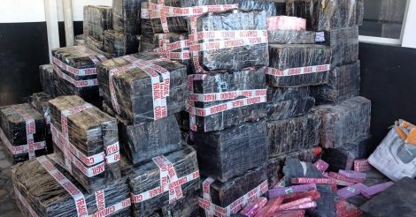 PRF e PM de SC apreendem 3,7 toneladas de maconha em Guaramirim