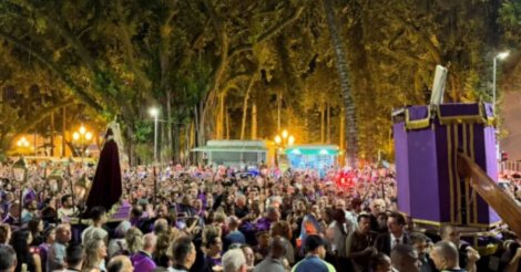 Procissão do Senhor Jesus dos Passos reúne multidão e já indica edição histórica, em Florianópolis