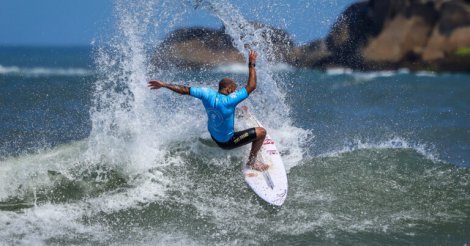 QS6000 da WSL em Imbituba chega à grande final neste domingo, novamente com grande público na Praia da Vila