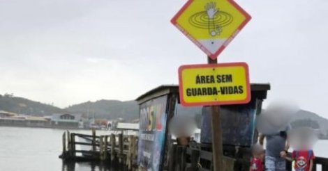 Quatro pessoas da mesma família se afogam em Laguna