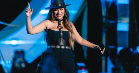 Simone Mendes se apresenta pela primeira vez na cidade no dia 19 de abril