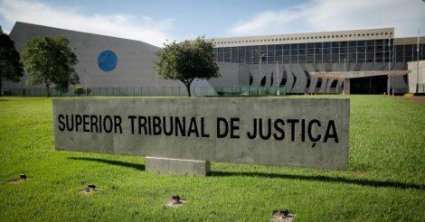 STJ reconhece filiação socioafetiva entre avós e netos adultos