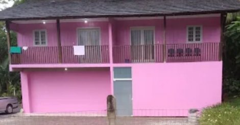 Suspeito de ataque a marteladas em casa noturna morre após prisão em SC