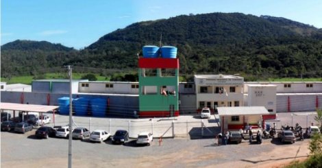 Tubarão / Polícia investiga duas mortes no Presídio Regional do município