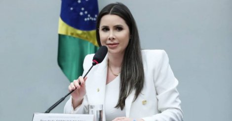 Universidade ou palco de ilegalidade? Carol De Toni questiona MEC sobre evento pró-drogas na UnB