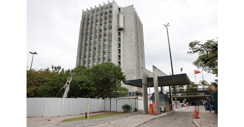 Tribunal de Justiça celebra 134 anos com homenagem a servidores e exposição inédita em SC